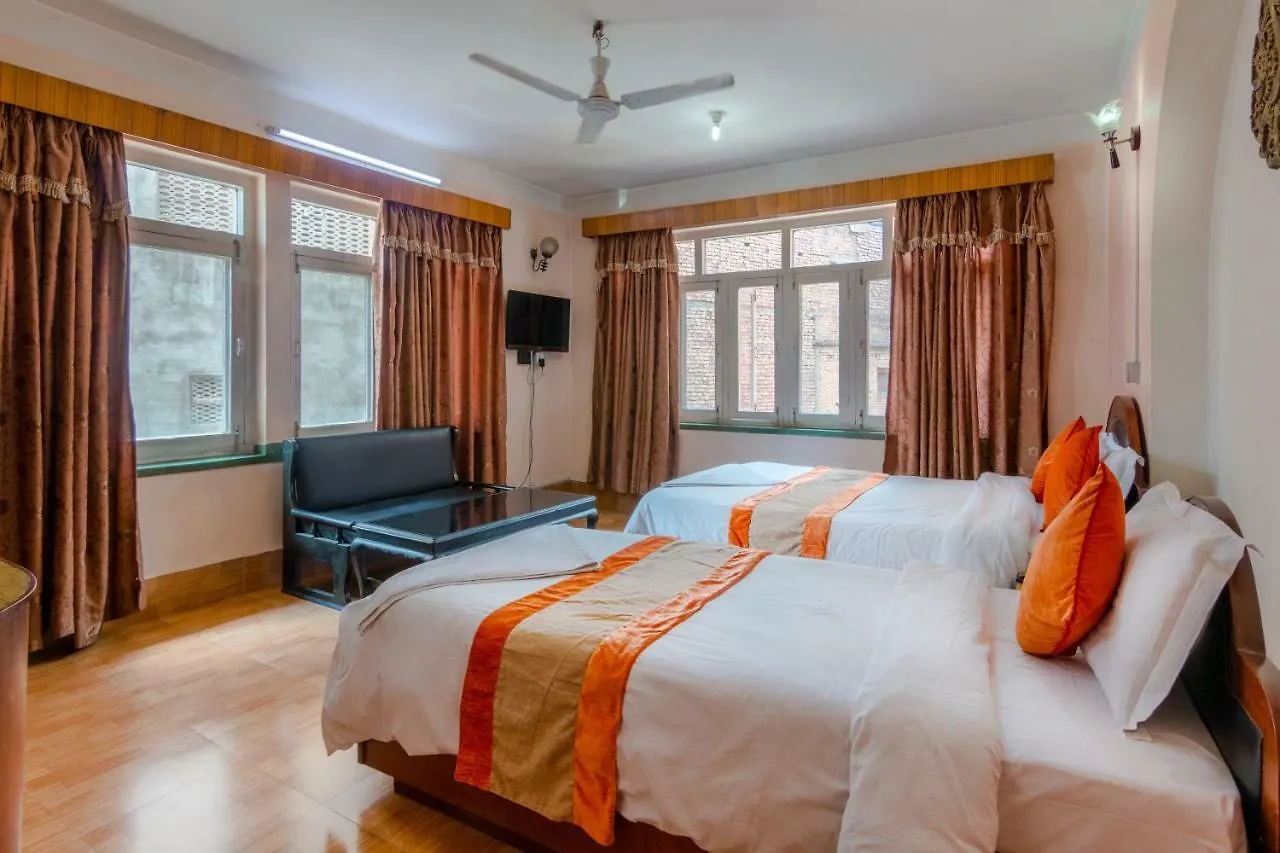 Hotel River Holiday Inn Kathmandu 3*,  Nepal